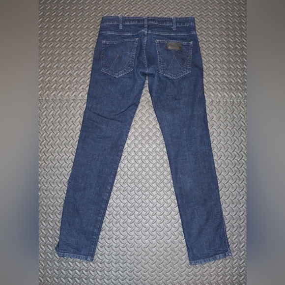 Wrangler Rockville Blue Jeans - Picture 2 of 11